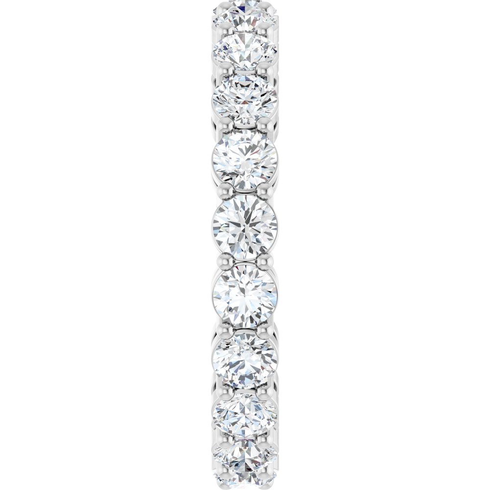 Lab-Grown Diamond Shared Prong Eternity Band