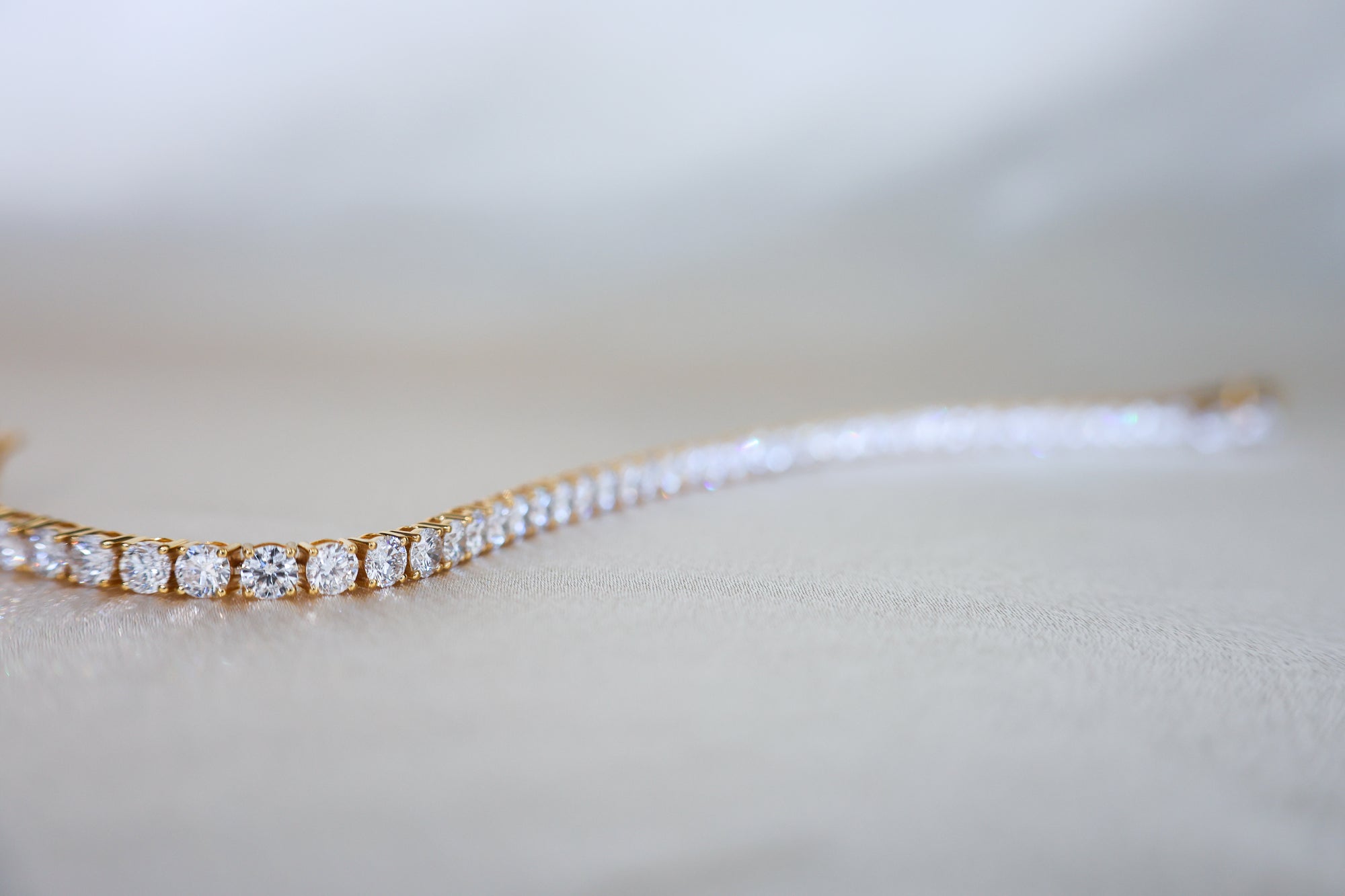 Lab-Grown Round Diamond Tennis Bracelet